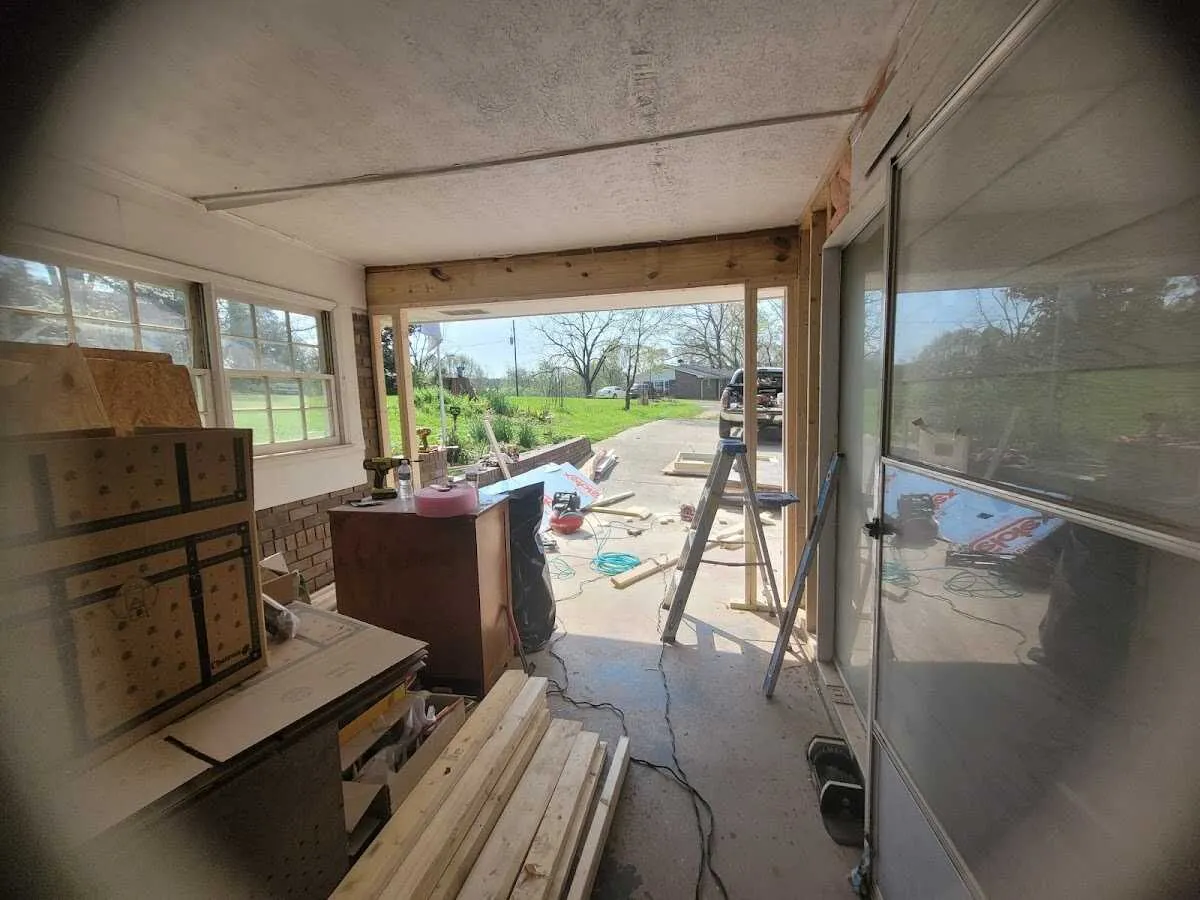 Air movers and dehumidifier for Water Mitigation Services in Mesquite